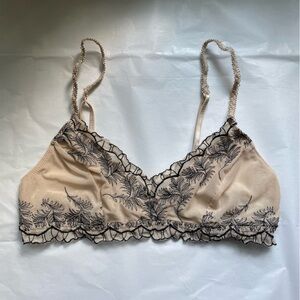 Black And Nude Mesh Bralette With Intricate Stiched Design Size Medium